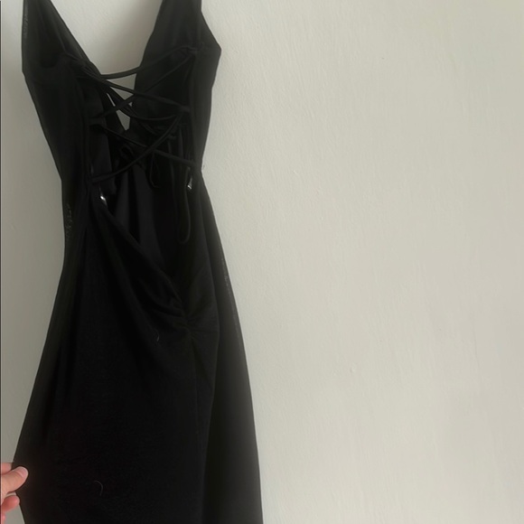 Windsor Black Spaghetti Strap Bodycon Midi Dress - Picture 4 of 4